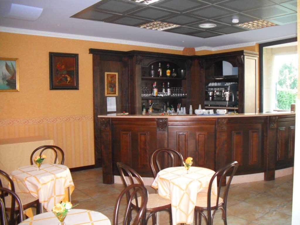 B&B Hotel Pomezia Cortese Ресторан фото